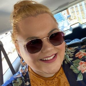 Meet your Posher, Harley